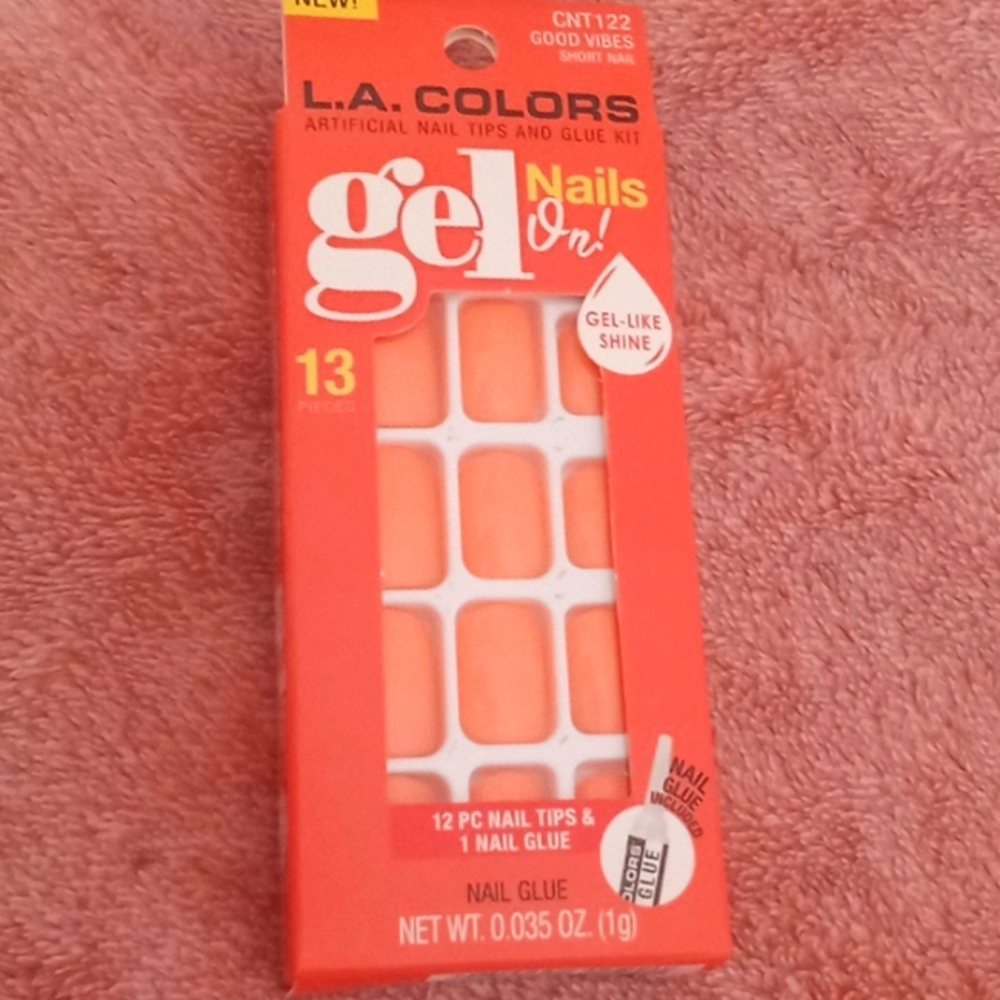 Fake nails